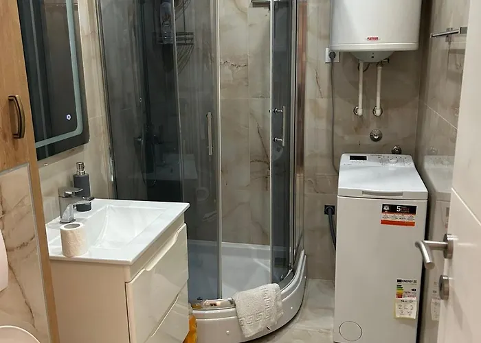 Ana سميديريفو